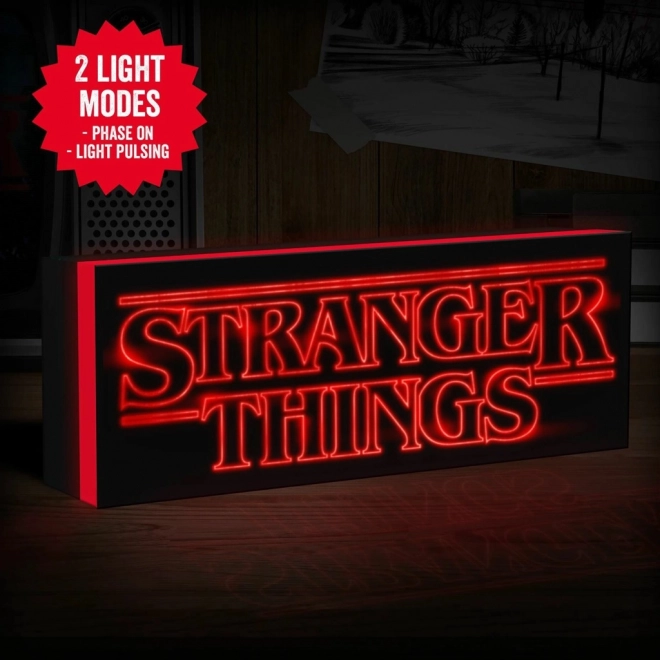 Stranger Things logós LED lámpa