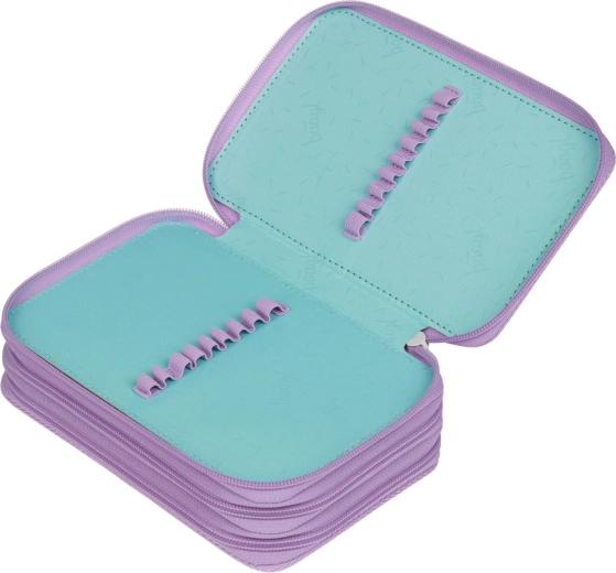 Megerősített gerinc és YKK cipzárok a mindennapi tartósságért