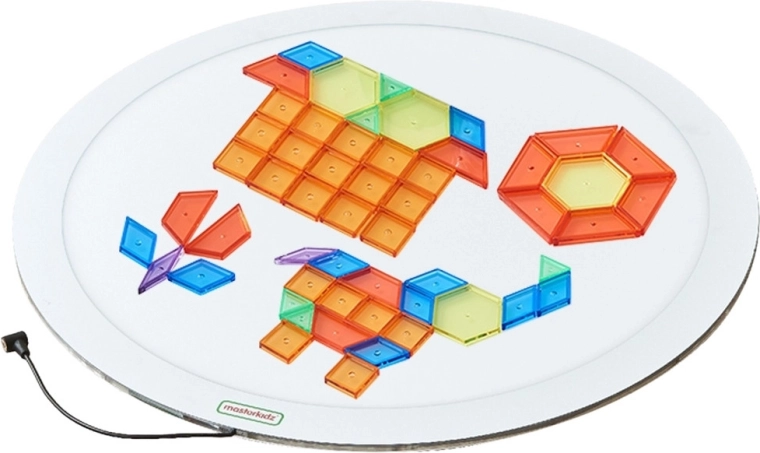 Nagy, kör alakú felület önálló és csoportos munkához