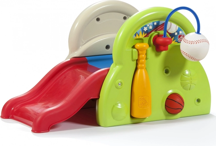 STEP2 Gyermek Játszóközpont Csúszdával, Kosárlabdával és Baseball-lal