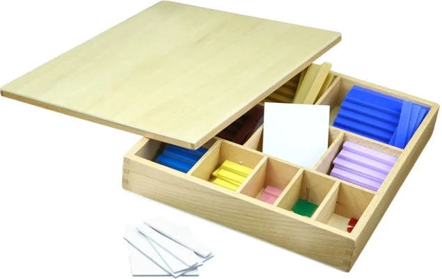 Moyo Montessori dekanomikus négyzet dobozzal