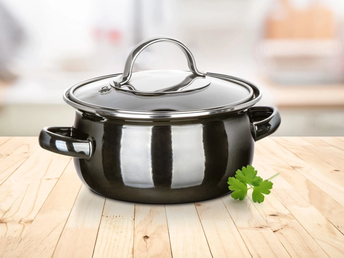 Tartós zománc elegáns megjelenéssel