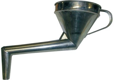 Fém tölcsér hajlított könyökkel és szűrővel