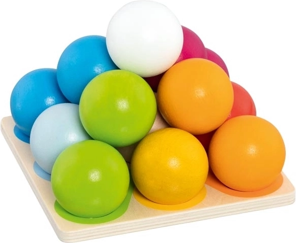 Színes golyókból készült fa építő piramis