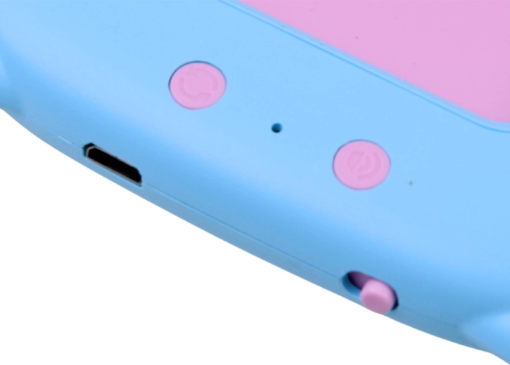 Egygombos kezelés és USB-s töltés
