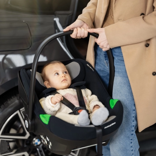 Kényelem újszülötteknek és gyors hordozhatóság