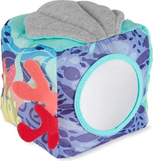 Rejtett tükör a susogó kagylóhéj alatt