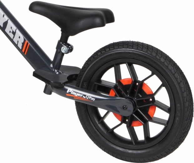 Állítható nyereg és kormány