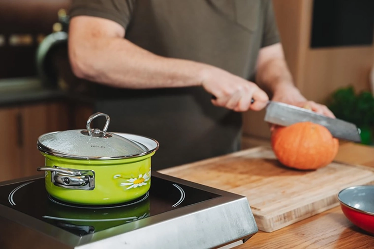 Univerzális használat minden tűzhelytípuson