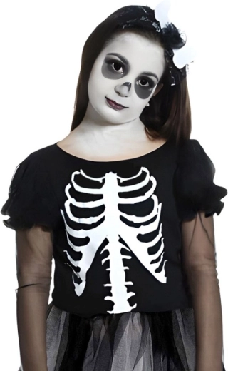 Tüllszoknya és puffos ujjak