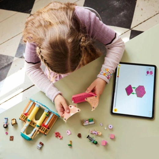 Digitális támogatás és interaktív szórakozás