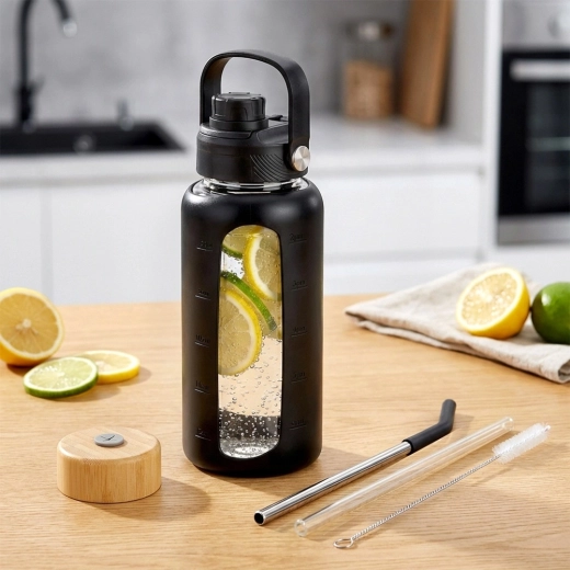 Két kupak és két szívószál a maximális sokoldalúságért