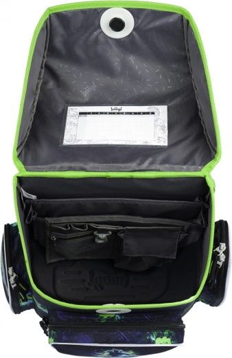 Okos belső rendszerezés és palackzsebek