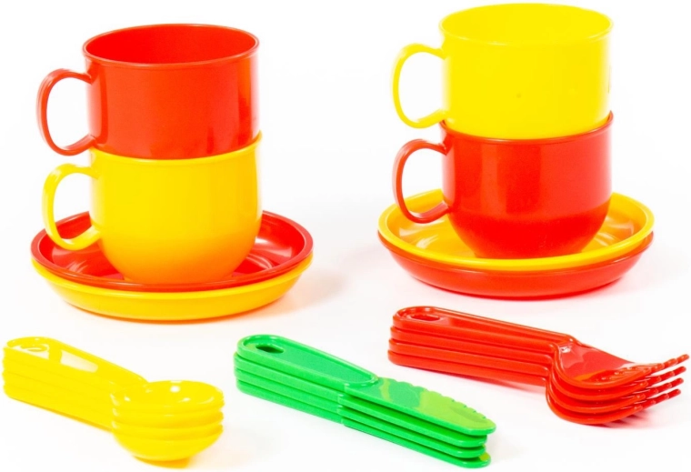 Komplett felszerelés 4 kis étkezőnek