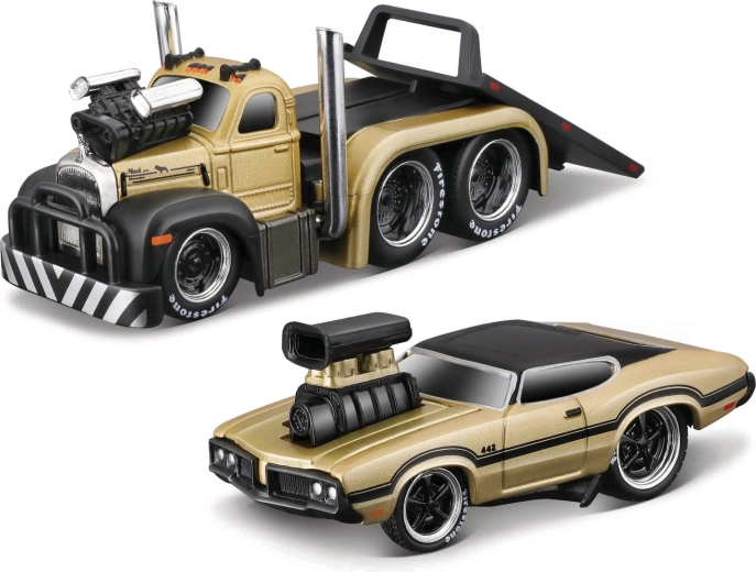 Maisto Muscle Transports 1953 Mack B-61 platós teherautó 1970 Oldsmobile 442-vel 1:64