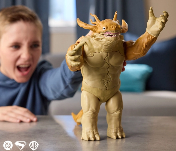 Nagy Kaiju figura mozgatható részekkel