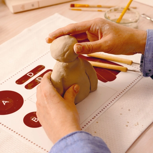 Puha és jól formázható agyag a finom részletekhez