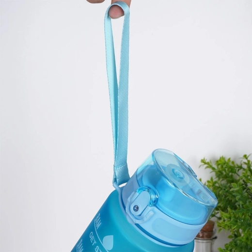 Szivárgásmentes felpattintható kupak és egygombos ivónyílás