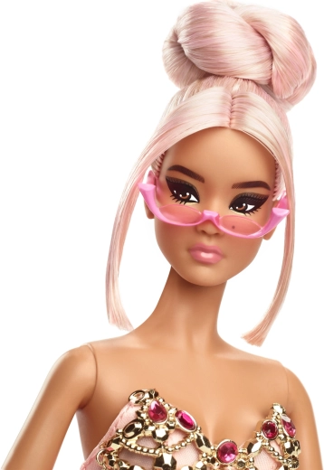 Stílusos kiegészítők és pozírozhatóság