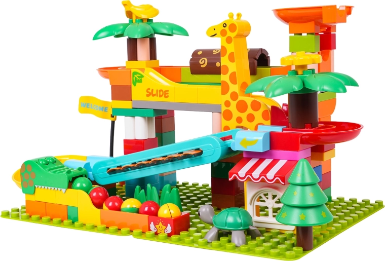 Kreatív golyópálya safari motívummal