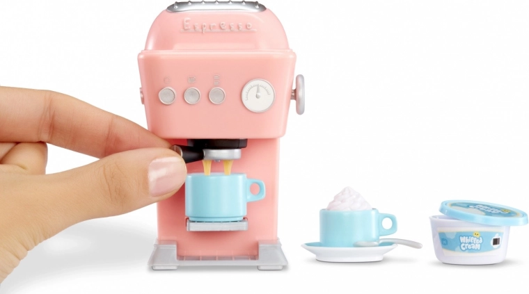 Realisztikus mini kávé „főzése“