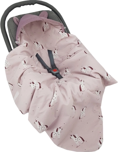 Biztonságos rögzítés az autósülésben az övek kioldása nélkül