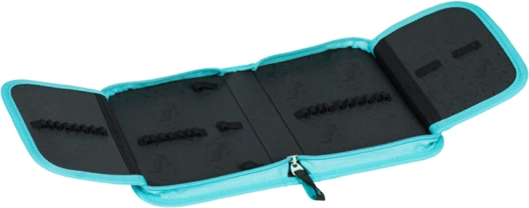 Teljes felszerelés: tolltartó, zsák és pénztárca