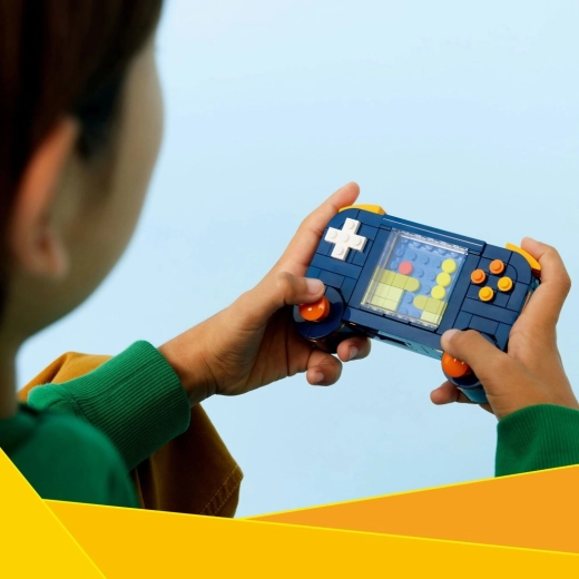 Kirakatba és játékra egyaránt kiváló