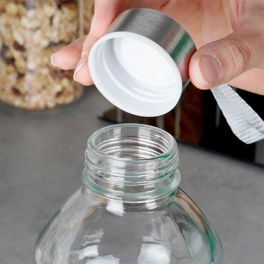 Megbízhatóan záródó fém kupak