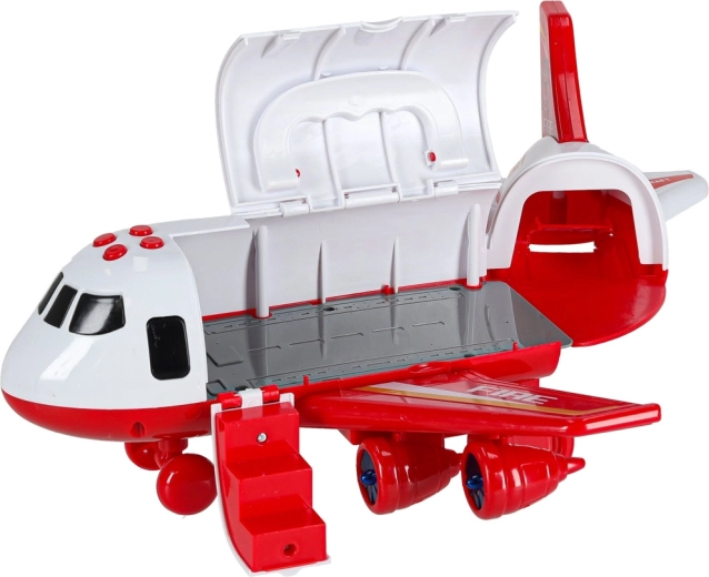 Nyitható hátsó rámpa és oldalsó bejáratok