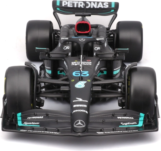 Hű részletek a karosszérián és a festésen