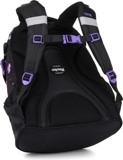 Ergonomikus hátkialakítás és kényelmes viselet