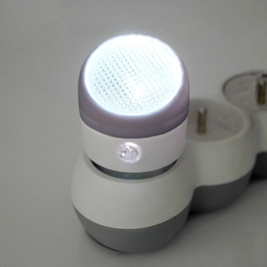 360°-ban forgatható fej a pontos irányításhoz