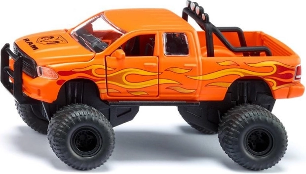 RAM 1500 terepjáró ballonabroncsokkal