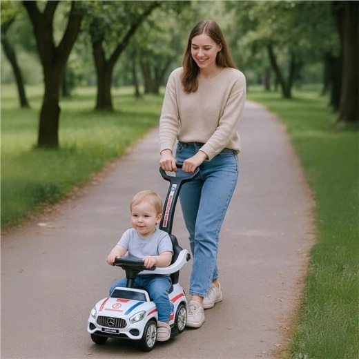 Élethű részletek és hangpanel