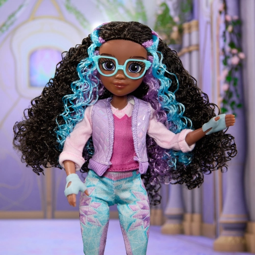 Hű Layla a UNICORN ACADEMY világából