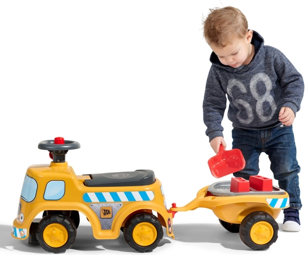 Levehető pótkocsi szerszámokkal