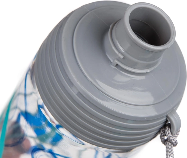 Vízálló kupak és kényelmes ivás útközben