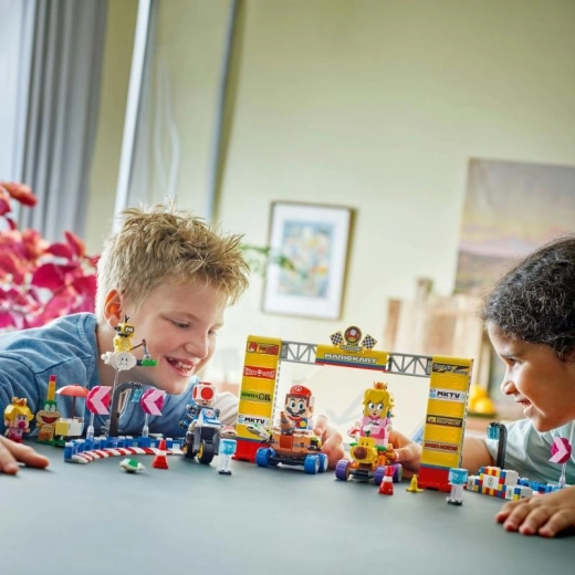 Interaktív élmény a LEGO Super Marióval
