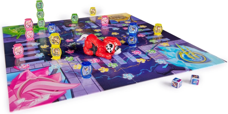 Színes zsetonok és tornyok építése