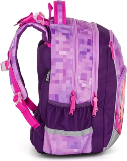 Okos belső rendszerezés és strapabíró alj