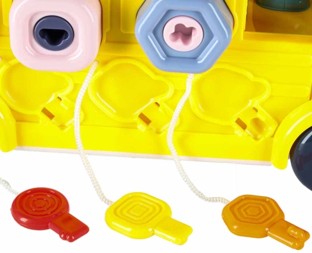 Zárak kulcsokkal az ügyesség fejlesztésére