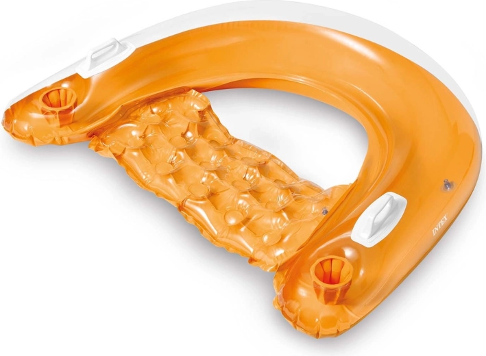 Két pohártartó kéznél