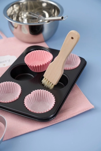 Szórakoztató cupcake-készítés és kiszúrás