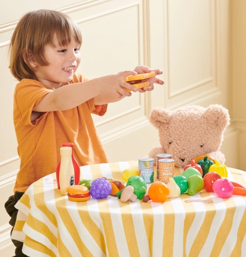 Fejleszti a fantáziát és a szociális készségeket