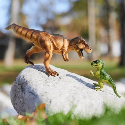 Ideális a dinoszauruszok világába és a közös játékhoz