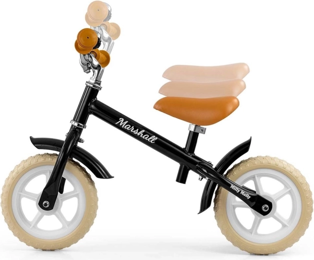 A gyerekkel együtt nő: állítható kormány és ülés