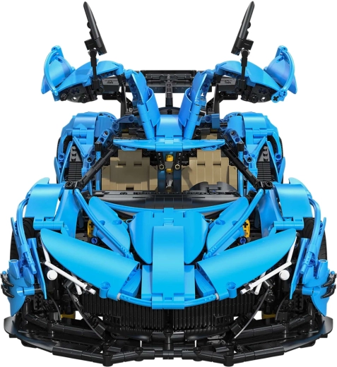 Részletgazdag beltér és sportos megjelenés