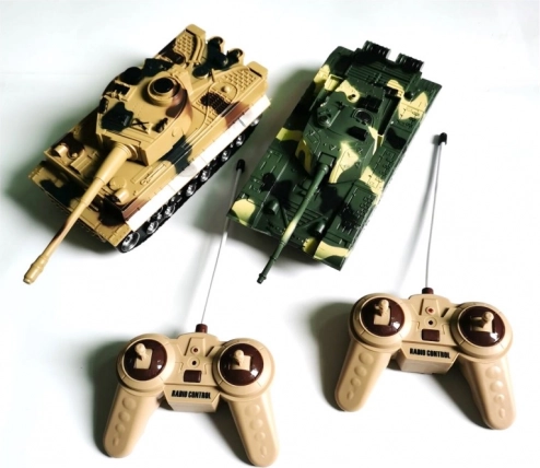 RC tankok – két távirányítós tank készlete