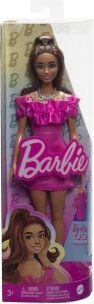 barbie modell rózsaszín fodros ruhában
